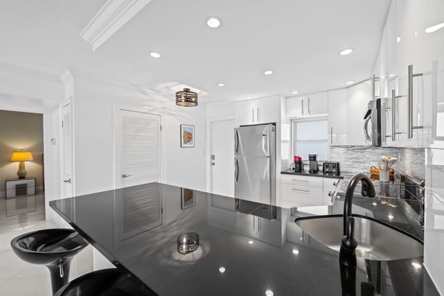 400 N Federal Highway 315, Deerfield Beach, FL 33441