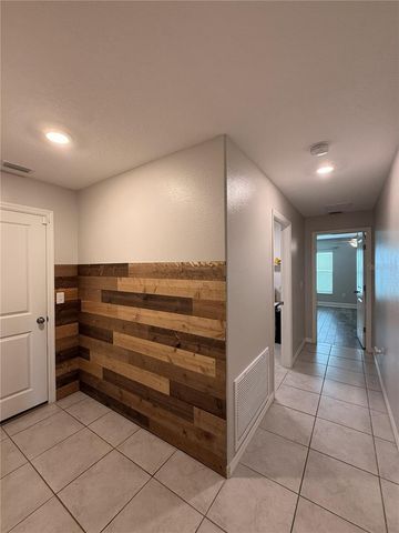 146 RAIN BERRY AVENUE, Ruskin, FL 33570