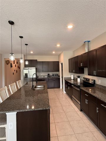 146 RAIN BERRY AVENUE, Ruskin, FL 33570