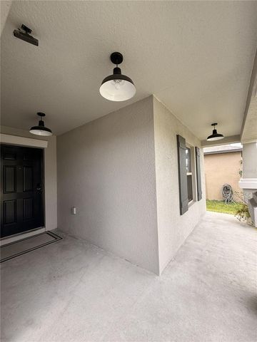 146 RAIN BERRY AVENUE, Ruskin, FL 33570