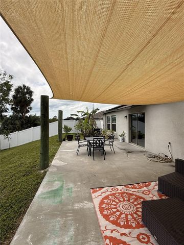 146 RAIN BERRY AVENUE, Ruskin, FL 33570