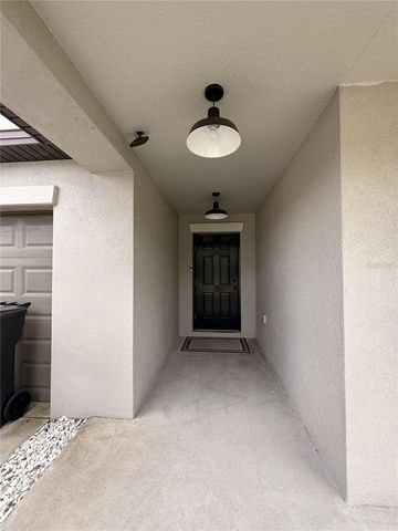 146 RAIN BERRY AVENUE, Ruskin, FL 33570