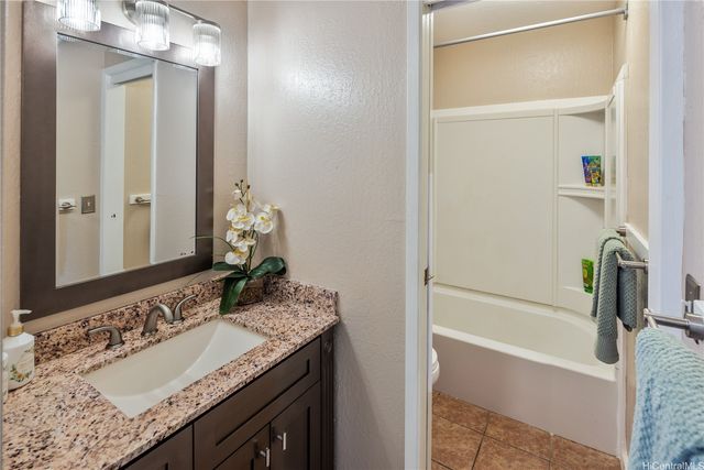 92-952 Makakilo Drive 72, Kapolei, HI 96707