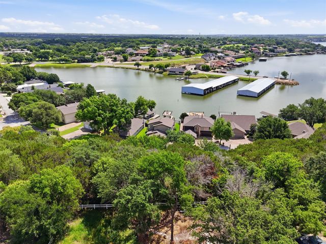 5036 Santa Elena Court, De Cordova, TX 76049