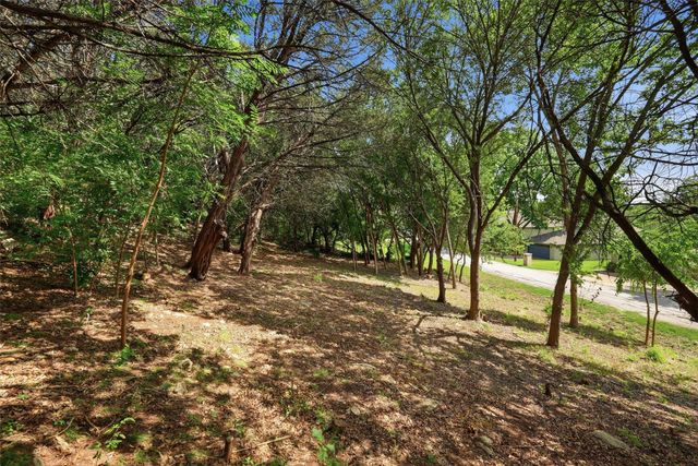 5036 Santa Elena Court, De Cordova, TX 76049