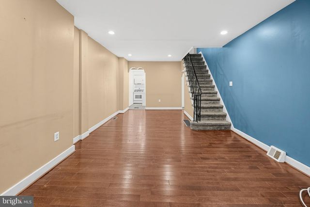 842 ALMOND ST, Philadelphia, PA 19125