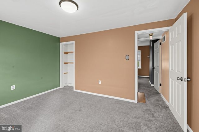 842 ALMOND ST, Philadelphia, PA 19125