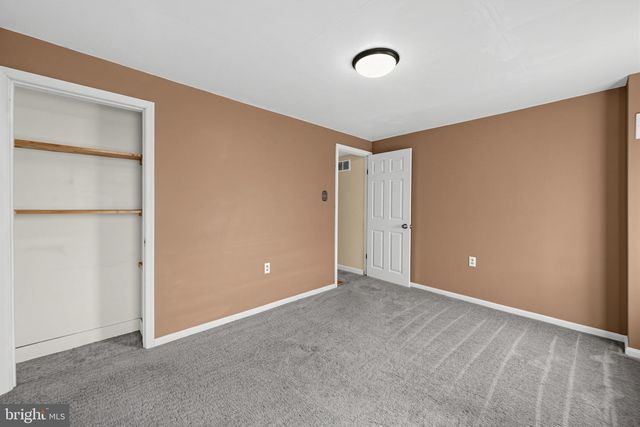 842 ALMOND ST, Philadelphia, PA 19125