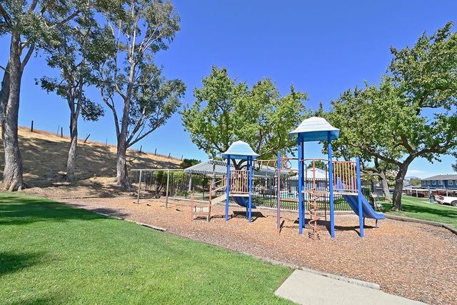 1031 Spring Valley CMN, Livermore, CA 94551