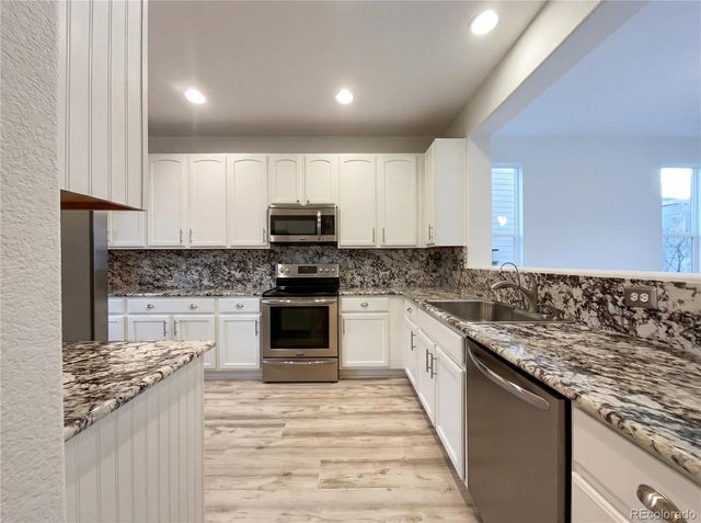 10468 Olathe Way, Commerce City, CO 80022