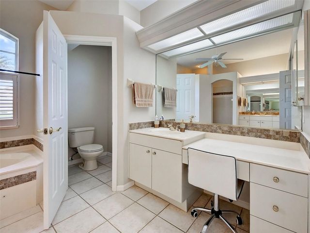 311 WILD PINE WAY, Venice, FL 34292
