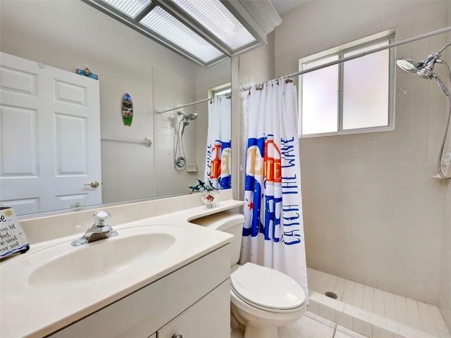 311 WILD PINE WAY, Venice, FL 34292