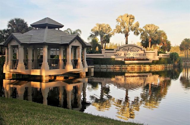 311 WILD PINE WAY, Venice, FL 34292