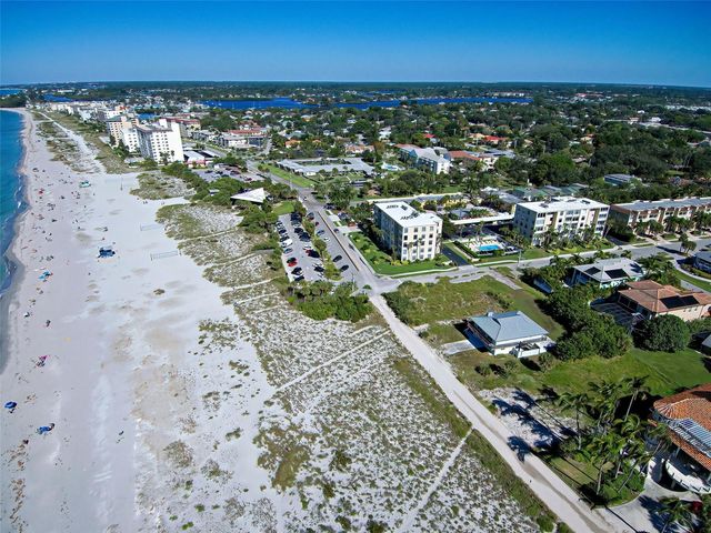 311 WILD PINE WAY, Venice, FL 34292