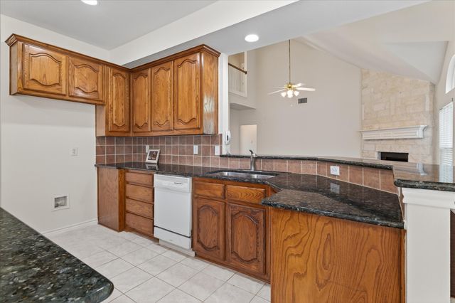 103 Westminister Avenue, Murphy, TX 75094