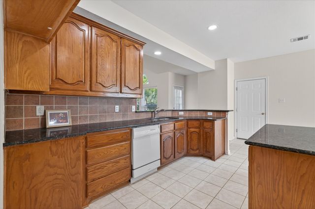 103 Westminister Avenue, Murphy, TX 75094