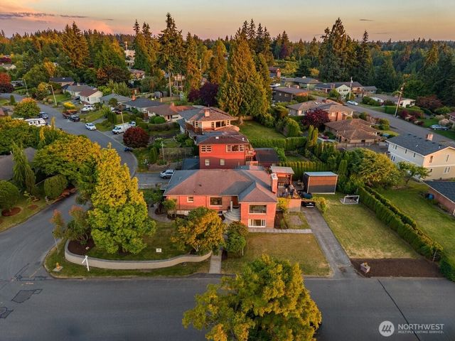 422 Crown Drive, Everett, WA 98203