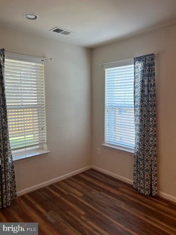 833 ORIOLE AVE, Glen Burnie, MD 21060