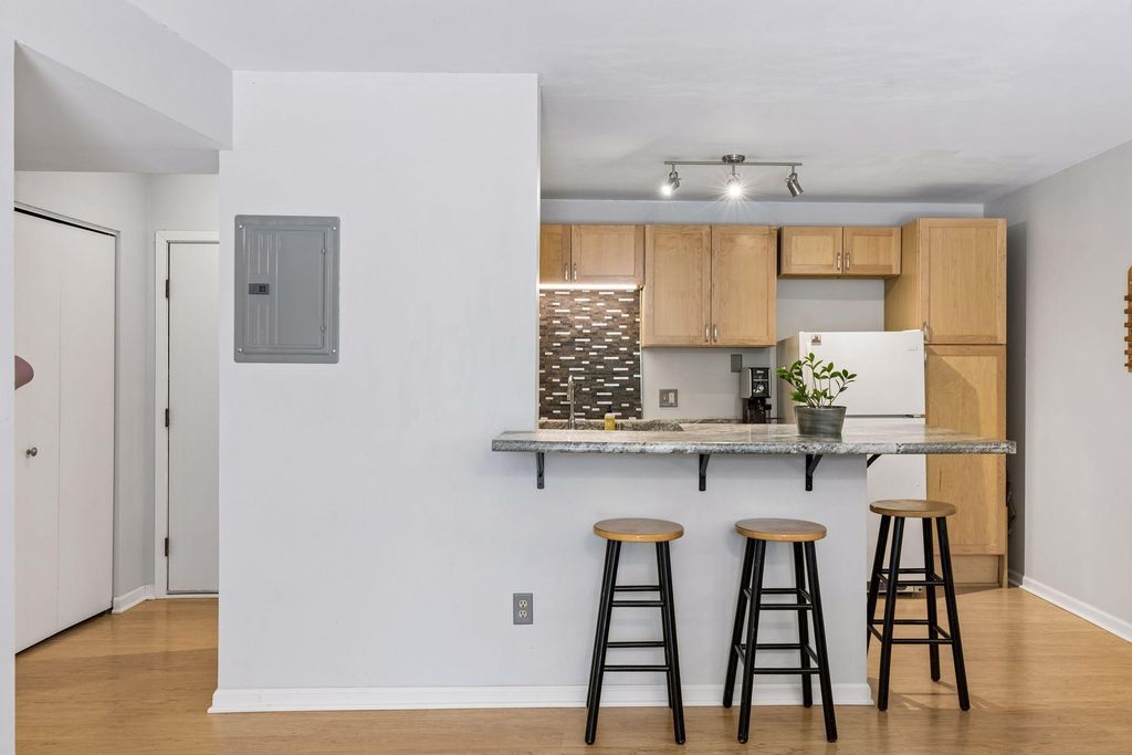 1200 Nicollet Mall 313, Minneapolis, MN 55403 — exterior