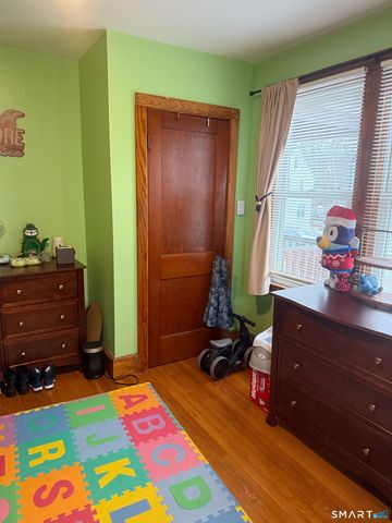 110 Oneco Street, Norwich, CT 06360