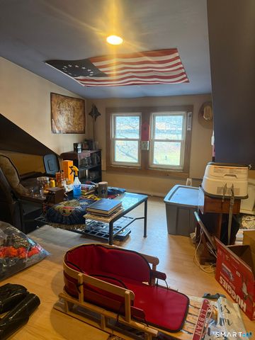 110 Oneco Street, Norwich, CT 06360