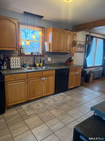 110 Oneco Street, Norwich, CT 06360