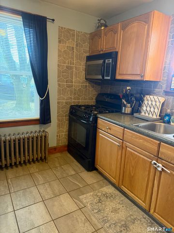 110 Oneco Street, Norwich, CT 06360