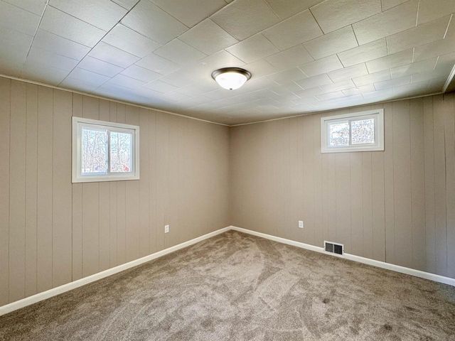 W8556 STATE HIGHWAY 64, Pound, WI 54161