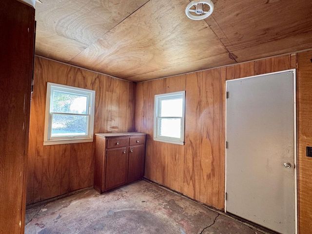 W8556 STATE HIGHWAY 64, Pound, WI 54161