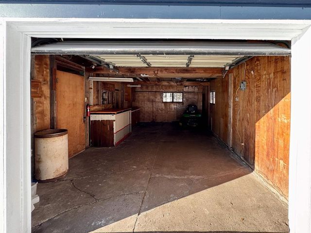 W8556 STATE HIGHWAY 64, Pound, WI 54161