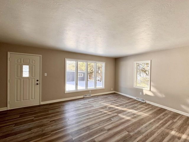 W8556 STATE HIGHWAY 64, Pound, WI 54161