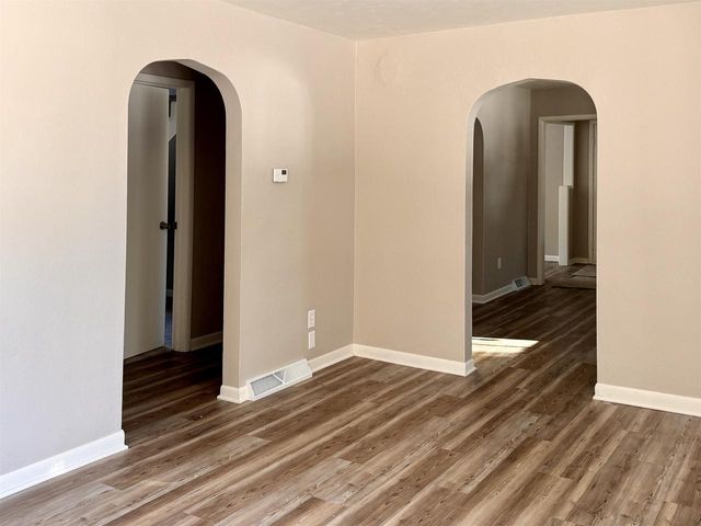 W8556 STATE HIGHWAY 64, Pound, WI 54161