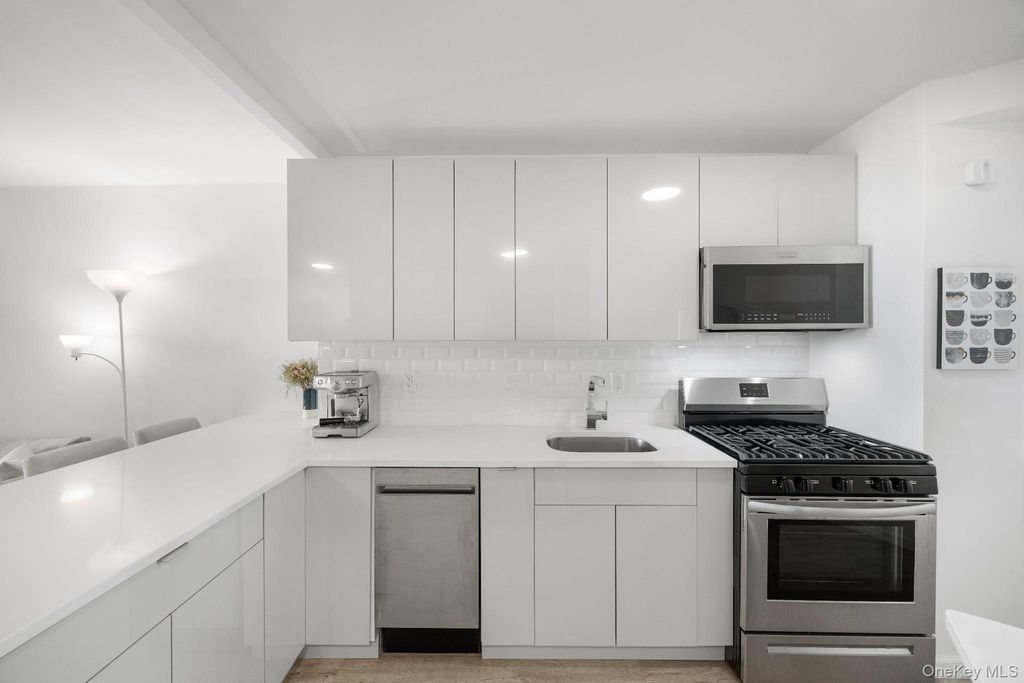 5900 Arlington Avenue 10R, Bronx, NY 10471 — photo 5