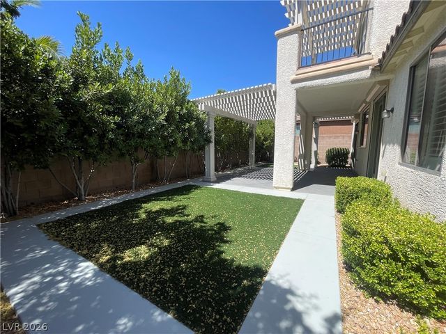 9359 Oxbow Lake Avenue, Las Vegas, NV 89149