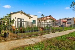 1513 W 60th Street, Los Angeles, CA 90047
