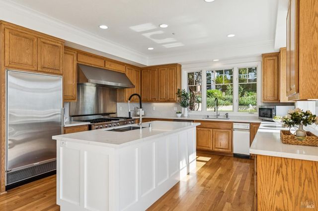 335 Golden Gate Ave, Belvedere, CA 94920