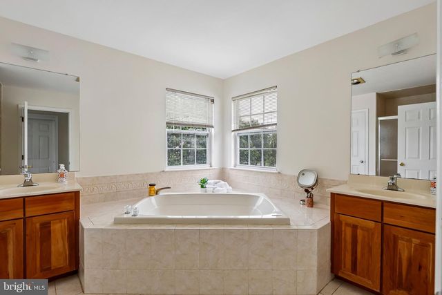 10 PRINCETON HIGHLANDS BLVD, Princeton, NJ 08540