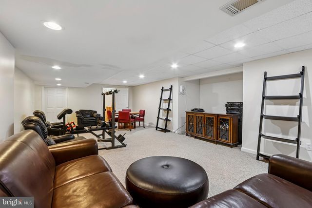 10 PRINCETON HIGHLANDS BLVD, Princeton, NJ 08540