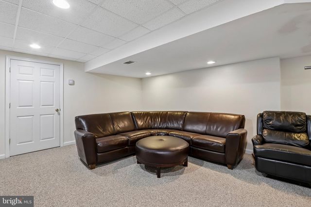 10 PRINCETON HIGHLANDS BLVD, Princeton, NJ 08540