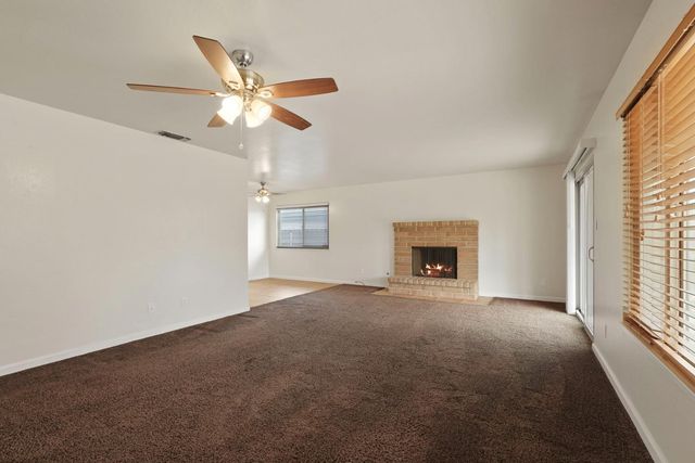 2114 Alpine Dr, Lodi, CA 95240