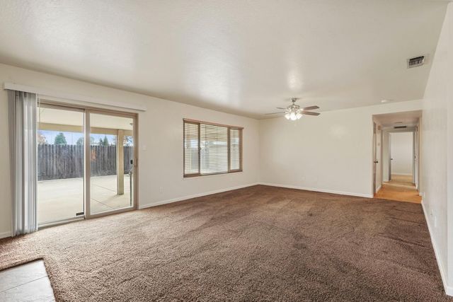 2114 Alpine Dr, Lodi, CA 95240