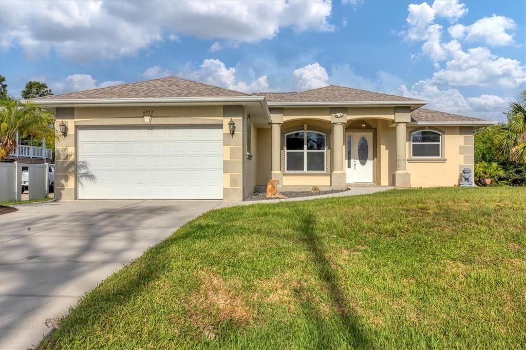 Image 1 of property listing at 6057 Hooper LANE, Englewood, FL 34224