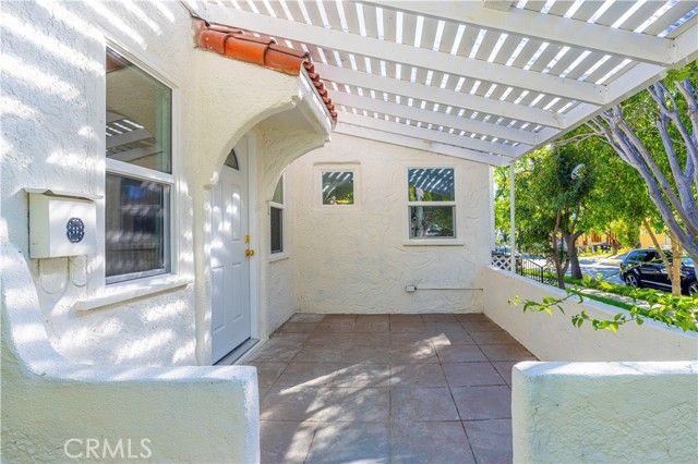1028 Olmsted, Glendale, CA 91202