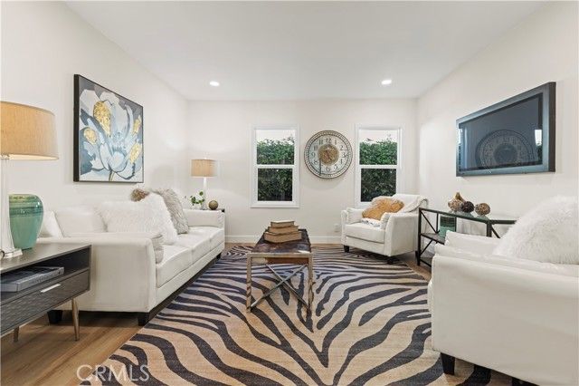 1028 Olmsted, Glendale, CA 91202