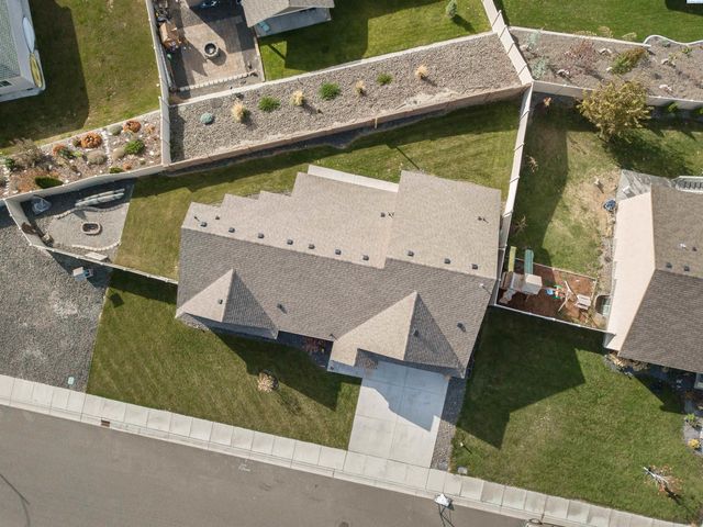 5704 Belmont Dr, Pasco, WA 99301