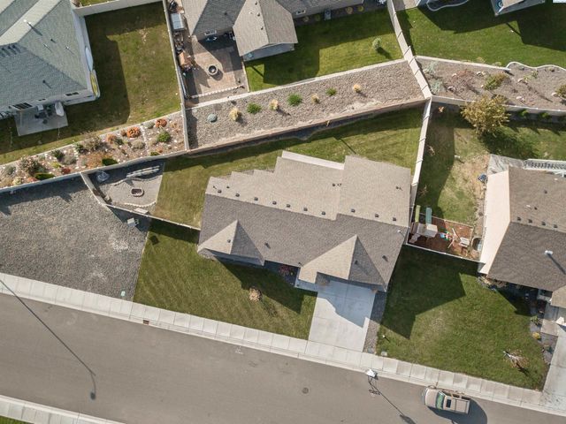 5704 Belmont Dr, Pasco, WA 99301