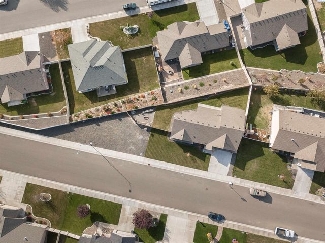 5704 Belmont Dr, Pasco, WA 99301