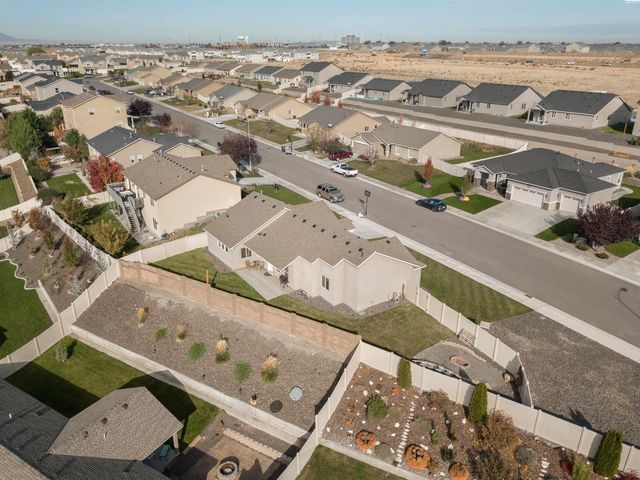 5704 Belmont Dr, Pasco, WA 99301