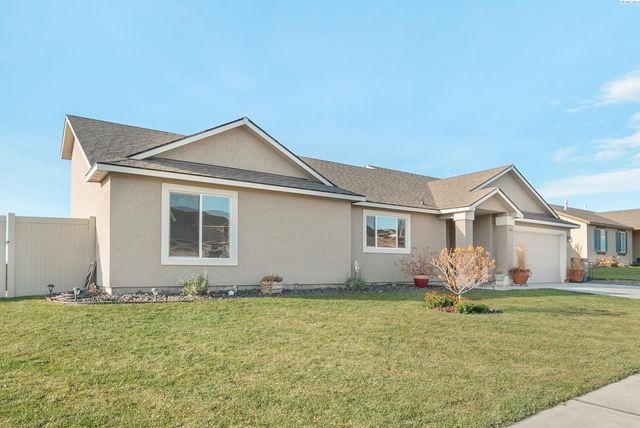 5704 Belmont Dr, Pasco, WA 99301