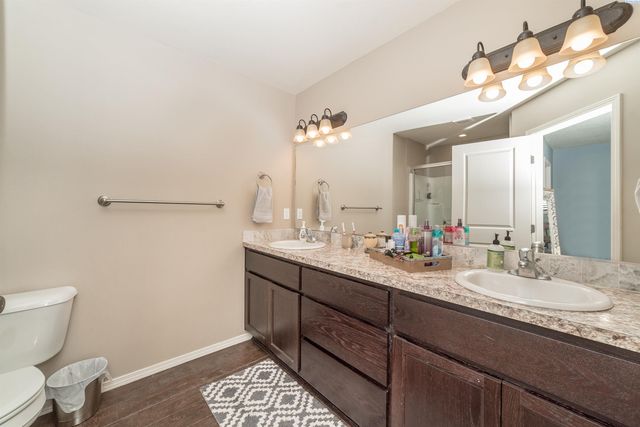 5704 Belmont Dr, Pasco, WA 99301